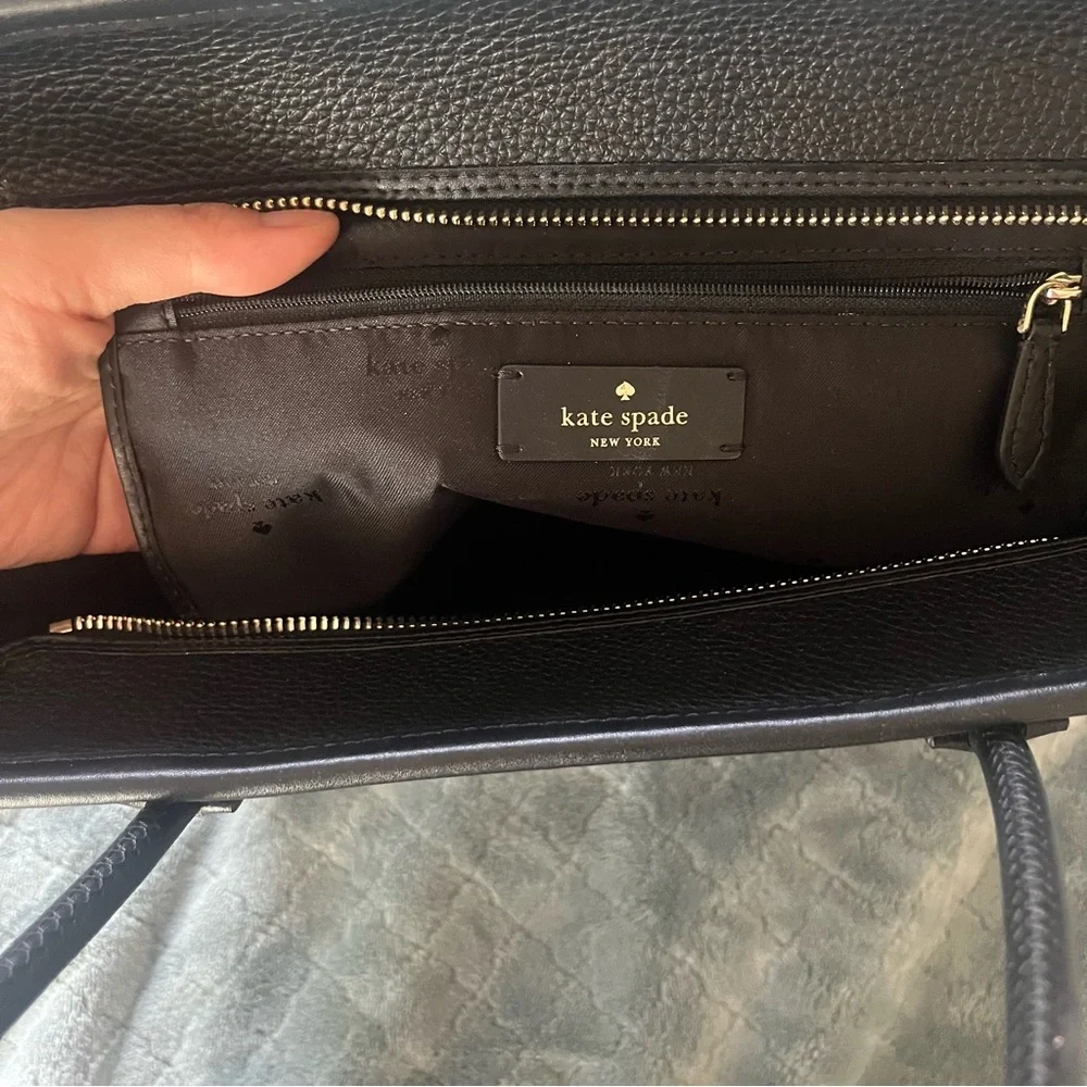 Kate Spade New York Manhattan Large Tote Black Pebbled Leather‎ Bag